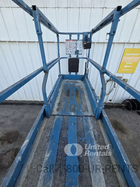2018 Genie GS-3232 Scissor Lift