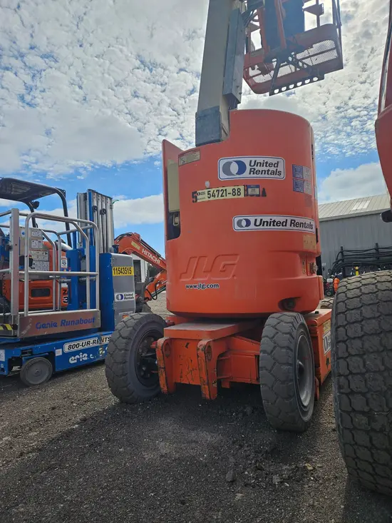 2013 JLG E300AJP Articulating Boom Lift