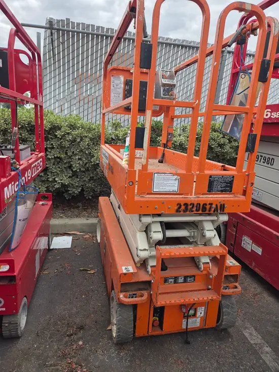 2019 Snorkel S3219E Scissor Lift