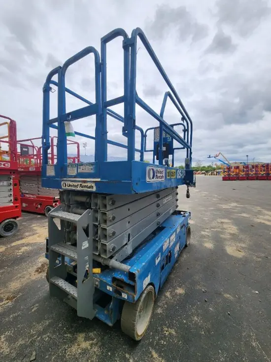 2018 Genie GS-3246 Scissor Lift