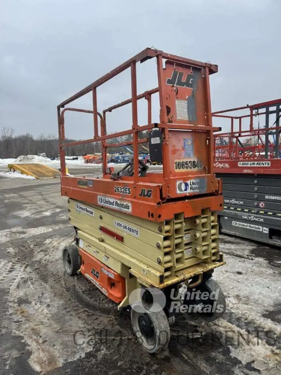 2017 JLG 2632ES Scissor Lift