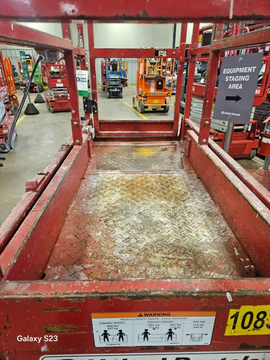 2018 MEC MICRO 19 Scissor Lift