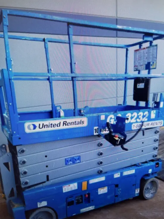 2017 Genie GS-3232 Scissor Lift