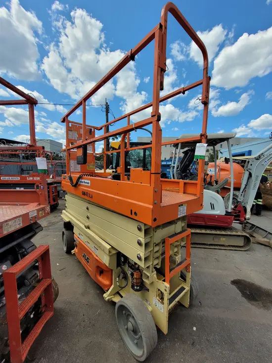 2017 JLG 2632ES Scissor Lift