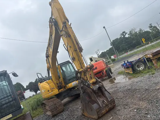 2019 Kobelco SK270SRLC-5 Excavator