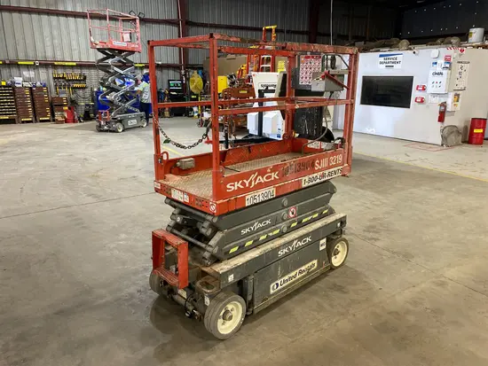 2016 Skyjack SJIII3219 Scissor Lift