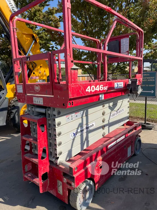 2017 MEC 4046SE Scissor Lift