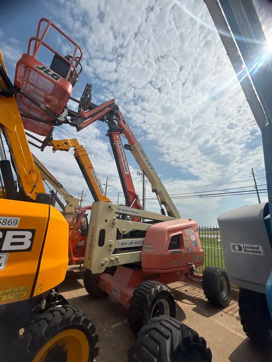 2016 JLG 450AJ Articulating Boom Lift