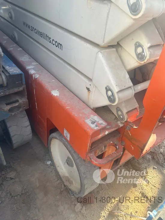 2019 Snorkel S3226E Scissor Lift