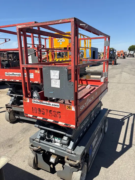 2019 Skyjack SJIII3219 Scissor Lift