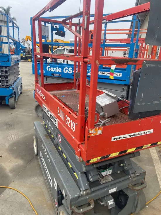 2016 Skyjack SJIII3219 Scissor Lift