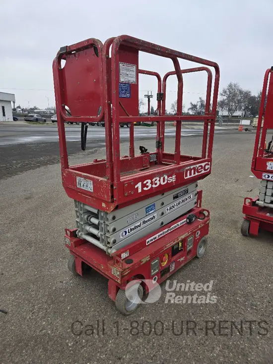 2017 MEC 1330SE Scissor Lift