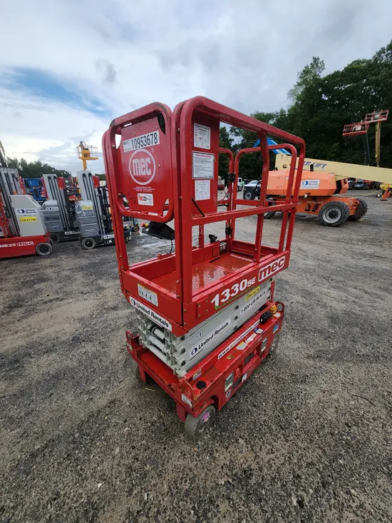2019 MEC 1330SE Scissor Lift