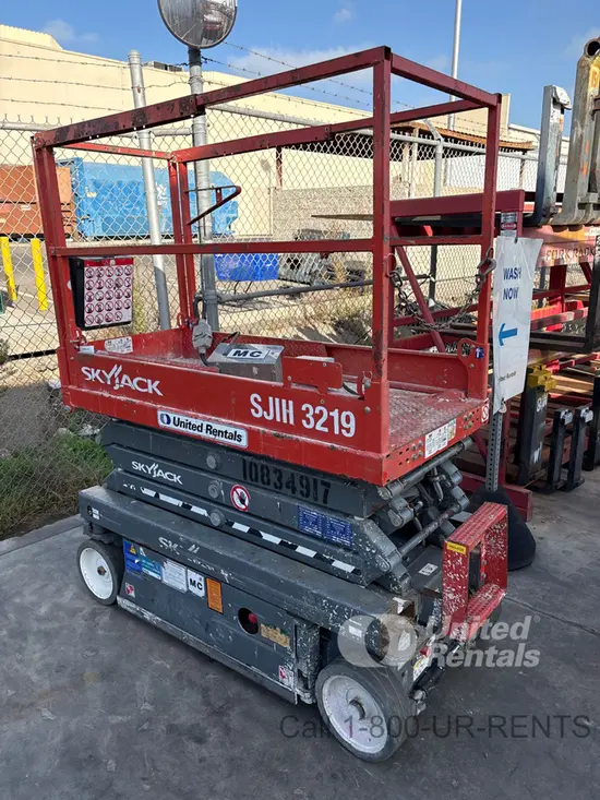 2018 Skyjack SJIII3219 Scissor Lift