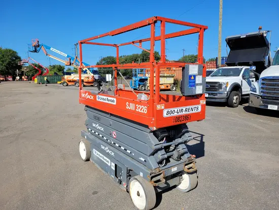 2018 Skyjack SJIII3226 Scissor Lift