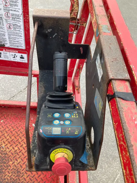 2017 MEC 4046SE Scissor Lift