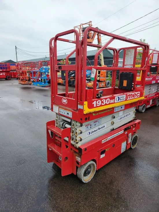 2019 MEC 1930SE Scissor Lift
