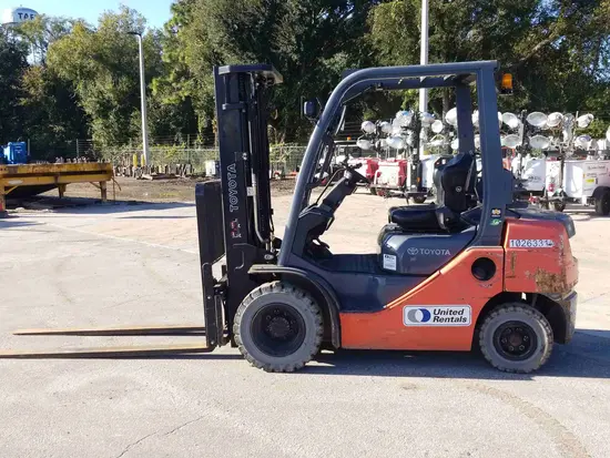 2014 Toyota 8FGU25 Forklift
