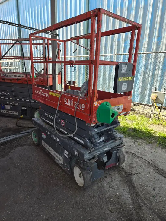 2018 Skyjack SJIII3219 Scissor Lift