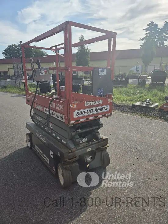 2018 Skyjack SJIII3219 Scissor Lift