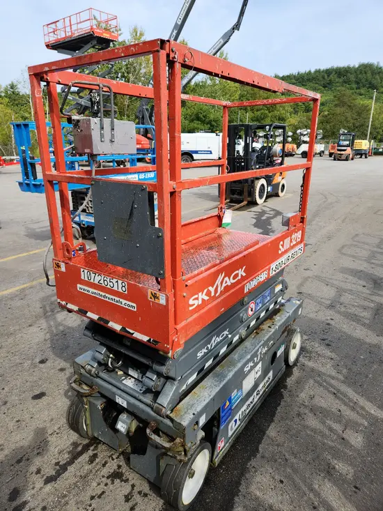 2018 Skyjack SJIII3219 Scissor Lift