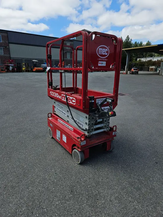 2019 MEC 1330SE Scissor Lift