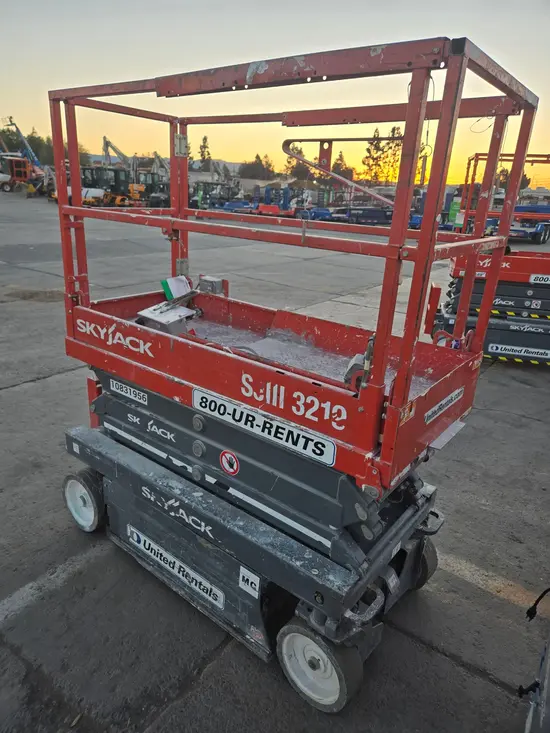 2018 Skyjack SJIII3219 Scissor Lift