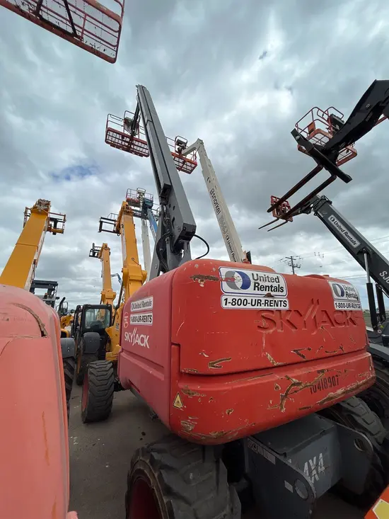 2015 Skyjack SJ86T Boom Lift