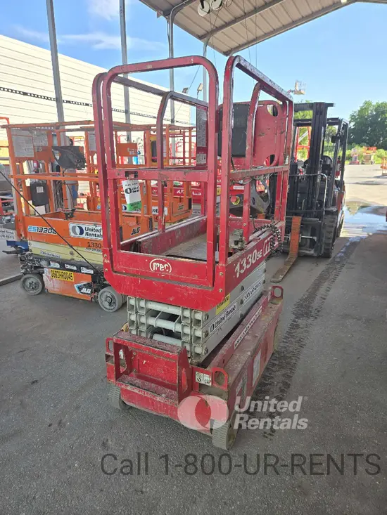 2018 MEC 1330SE Scissor Lift