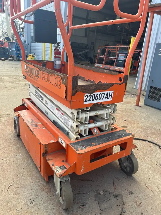 2018 Snorkel S3010E Scissor Lift