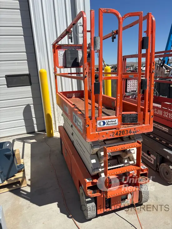 2019 Snorkel S3226E Scissor Lift