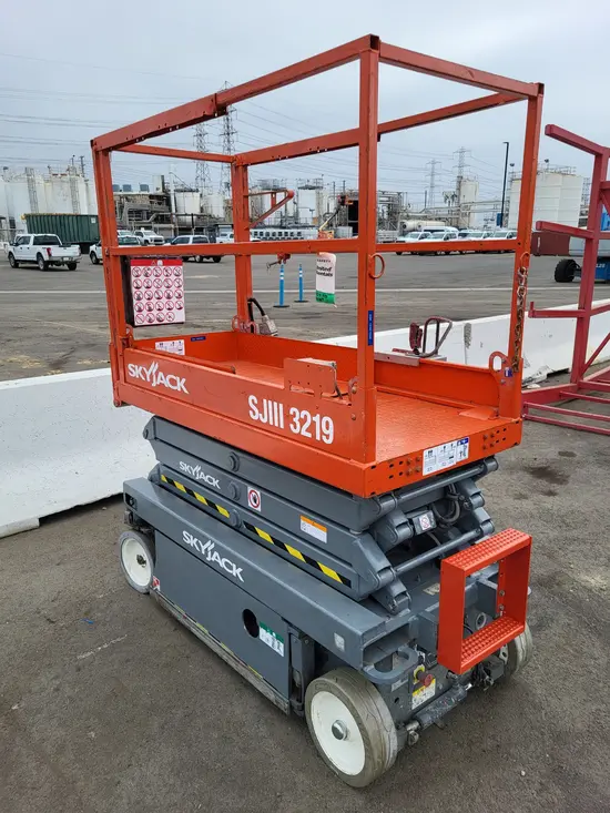 2019 Skyjack SJIII3219 Scissor Lift