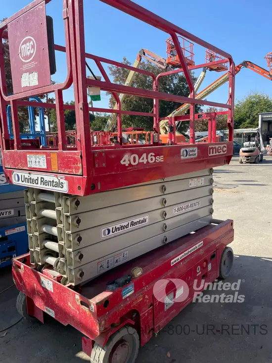 2017 MEC 4046SE Scissor Lift