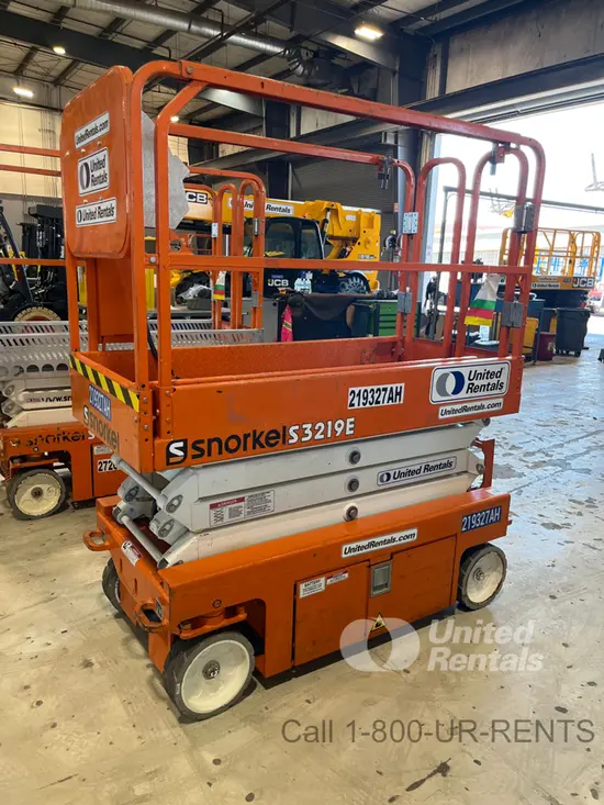 2018 Snorkel S3219E Scissor Lift