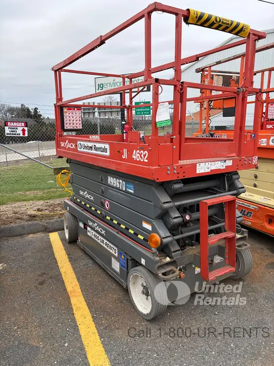 2017 Skyjack SJIII4632 Scissor Lift