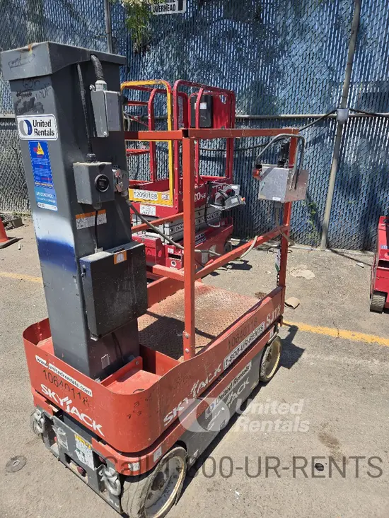 2017 Skyjack SJ12 Self-Propelled One-Person Lift
