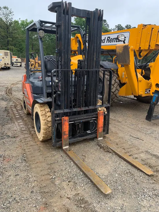 2018 Toyota 8FGU25 Forklift