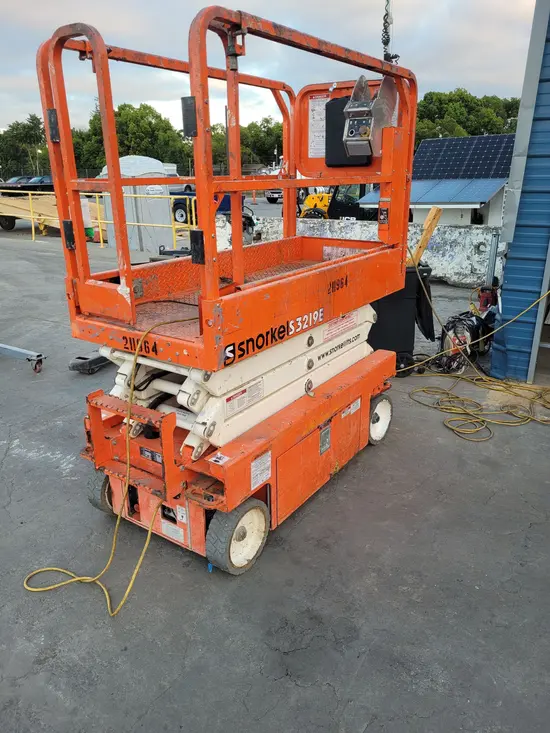2018 Snorkel S3219E Scissor Lift