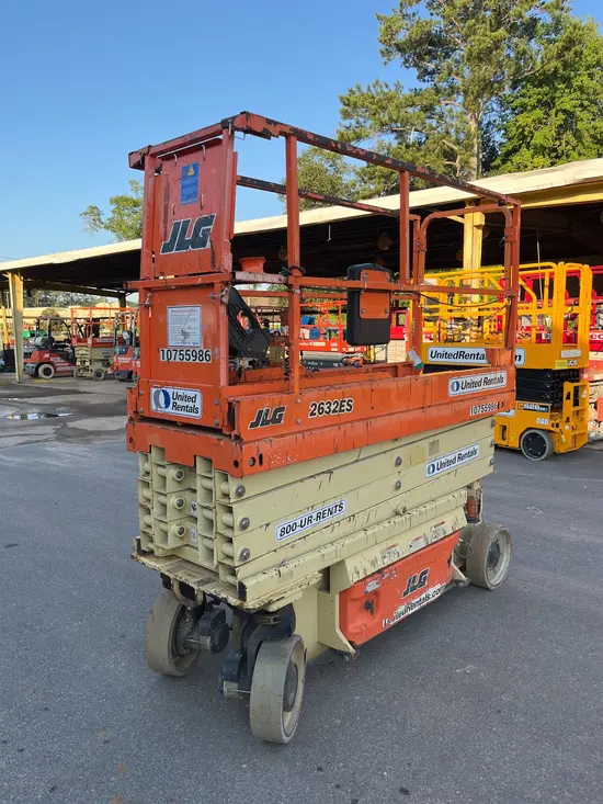 2018 JLG 2632ES Scissor Lift