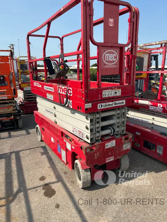 2018 MEC 2632SE Scissor Lift