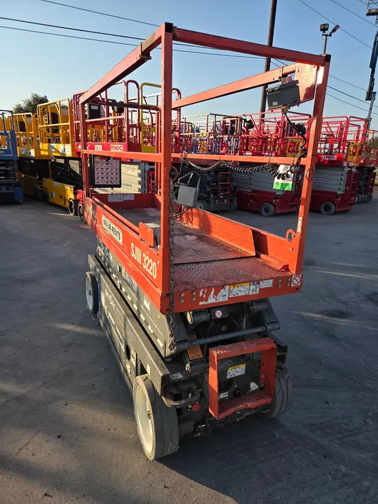2019 Skyjack SJIII3220 Scissor Lift