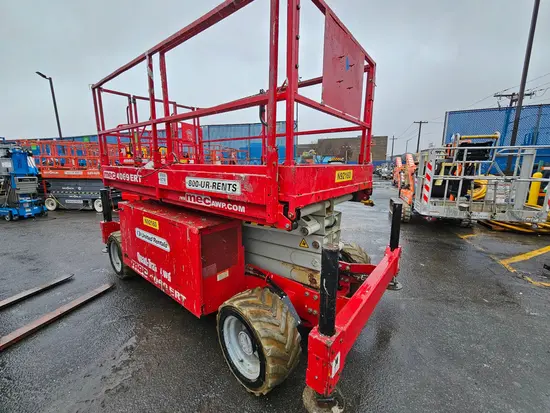 2015 MEC 4069ERT Scissor Lift
