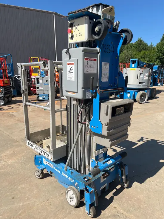 2018 Genie AWP-30SDC Pusharound Lift