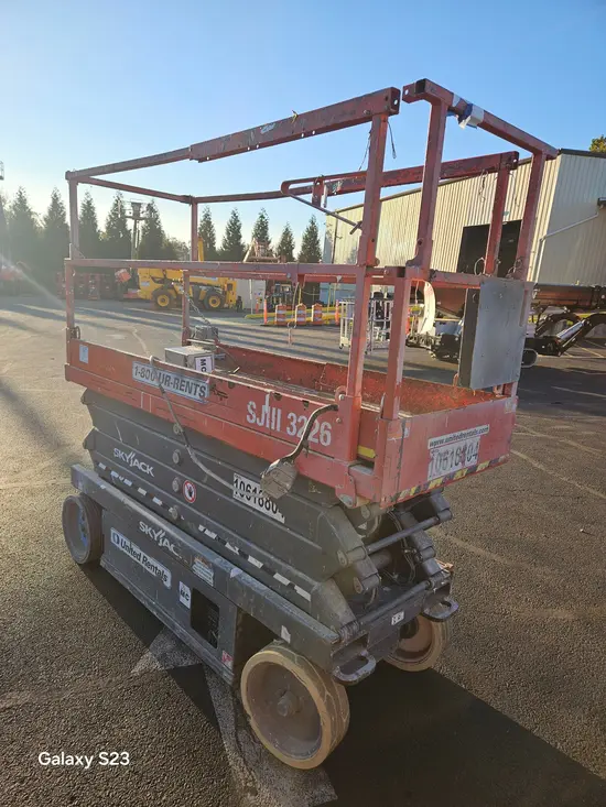 2017 Skyjack SJIII3226 Scissor Lift