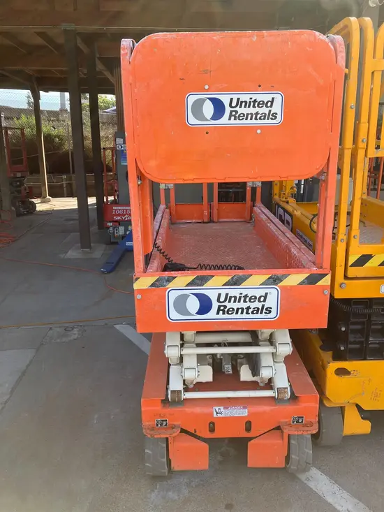2018 Snorkel S3219E Scissor Lift