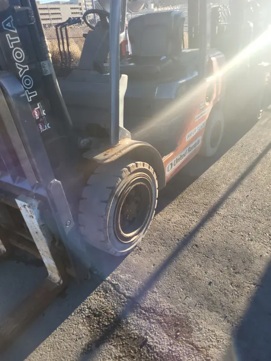 2018 Toyota 8FDU30 Warehouse Forklift