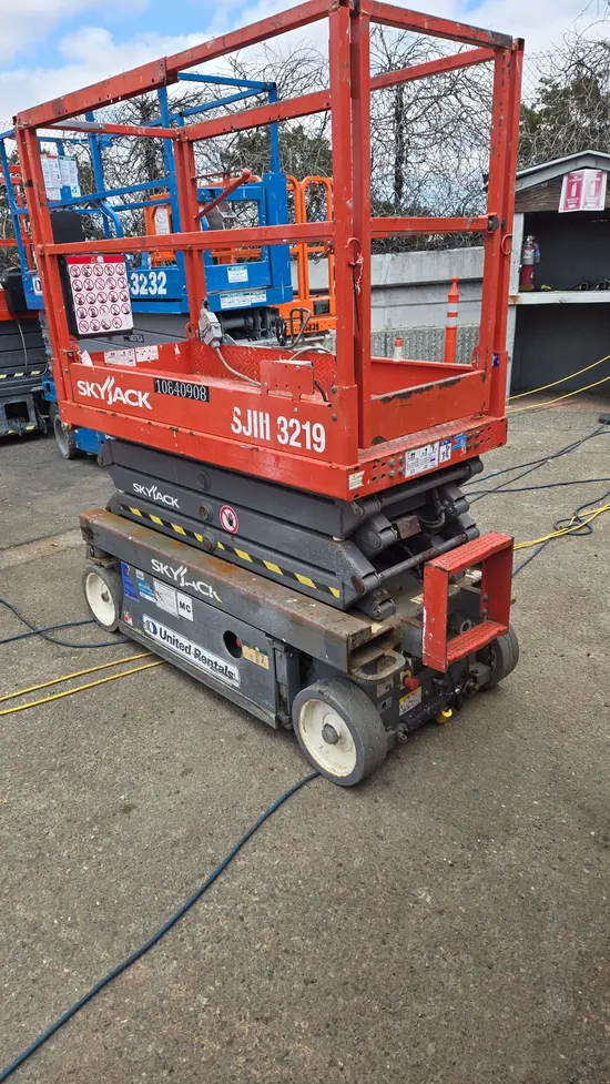 2018 Skyjack SJIII3219 Scissor Lift