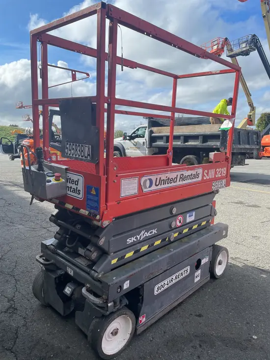 2018 Skyjack SJIII3219 Scissor Lift