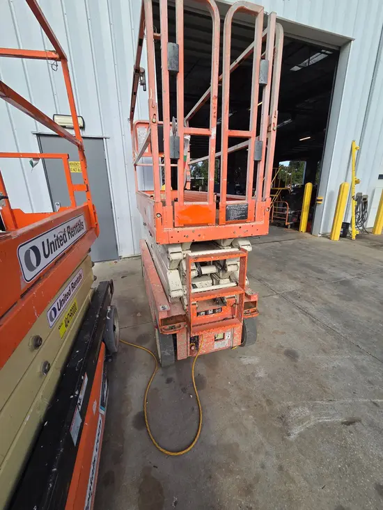 2019 Snorkel S3226E Scissor Lift