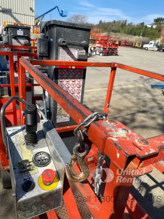 2017 Skyjack SJ16 Self-Propelled One-Person Lift
